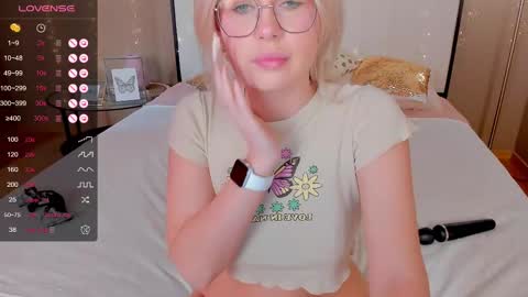 Snapshot of bellatip chatting on 02/20/25, 04:07 Bella online show from 02/20/25, 04:07