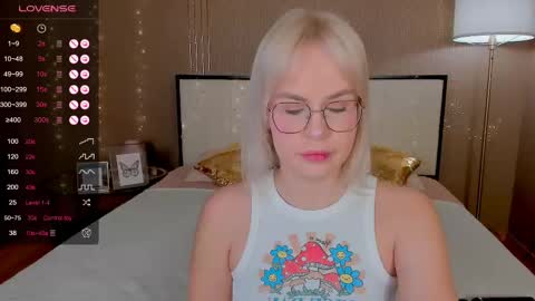 Snapshot of bellatip chatting on 03/02/25, 12:53 Bella online show from 03/02/25, 12:53