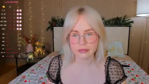 Snapshot of bellatip chatting on 12/20/25, 01:45 Bella online show from 12/20/25, 01:45