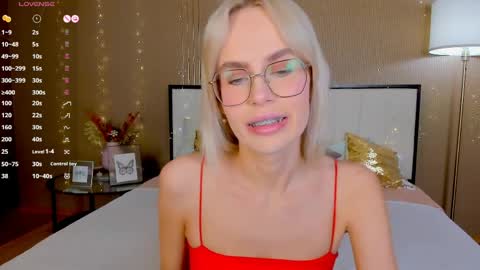 Bella online show from 04/11/26, 12:59