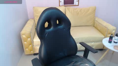 Bella online show from 10/05/25, 11:41