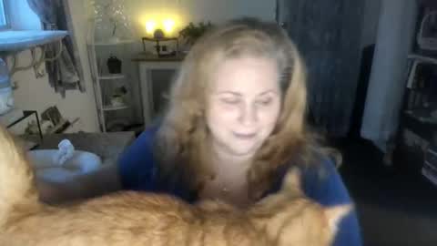 Snapshot of bellavoca chatting on 11/27/25, 11:45 Bellavoca online show from 11/27/25, 11:45