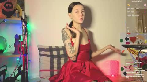 MY OLD PAGE IS NO LONGER. THIS IS MY NEW online show from 12/17/25, 09:10