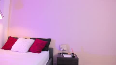 Snapshot of bellawild_ chatting on 03/02/26, 12:01 Bella Wild online show from 03/02/26, 12:01