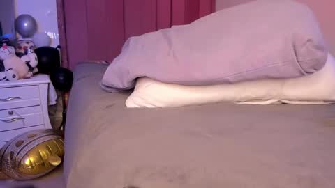 Bella online show from 12/07/24, 02:20