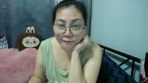 Bella online show from 04/21/26, 12:00