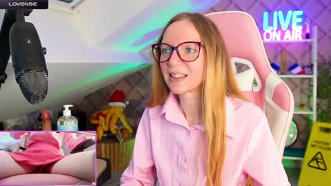 Alice online show from 01/06/25, 07:42