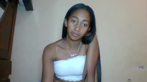 belle_annah online show from 04/30/26, 06:53