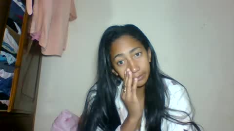 Snapshot of belle_annah chatting on 07/01/26, 03:52 belle_annah online show from 07/01/26, 03:52