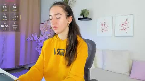 Bella online show from 03/25/26, 01:39