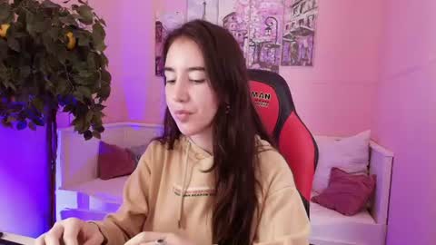 Bella online show from 07/09/26, 09:35