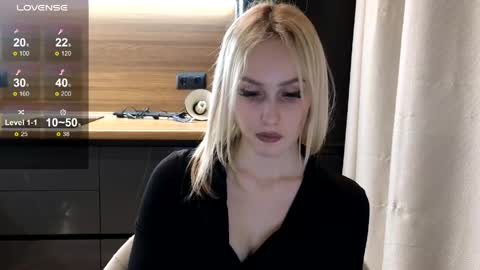 Snapshot of belle_vill chatting on 05/30/26, 04:48 Belle online show from 05/30/26, 04:48