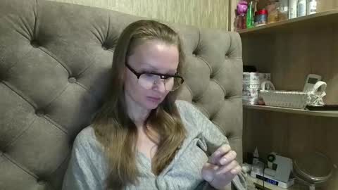 Amelia online show from 10/04/25, 04:16