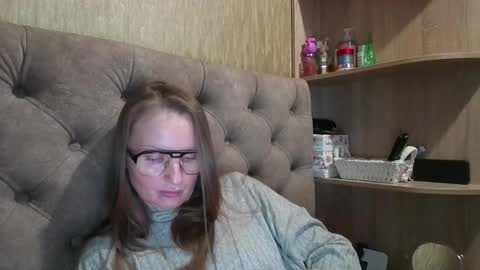 Amelia online show from 11/15/25, 05:42