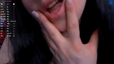 Hello I am kind friendly and cute girl online show from 04/14/26, 07:03