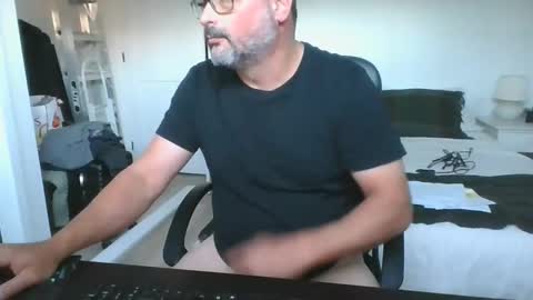 bellequeue19758 online show from 04/12/26, 10:42