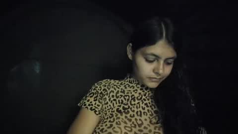 Snapshot of bellezacosmica chatting on 02/21/25, 09:54 bellezacosmica online show from 02/21/25, 09:54