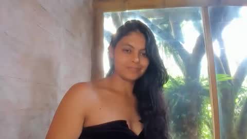 Snapshot of bellezacosmica chatting on 05/29/26, 02:48 bellezacosmica online show from 05/29/26, 02:48