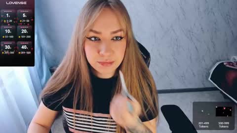 Your Annabelle Wolf  online show from 02/13/25, 10:55