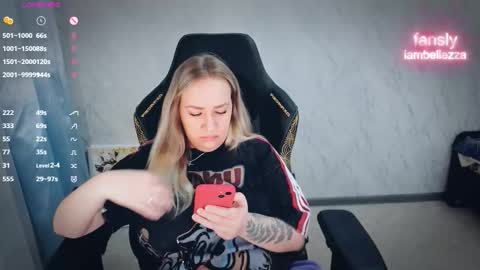 Your Annabelle Wolf  online show from 03/10/26, 05:07