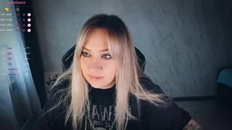 Snapshot of bellezza_ chatting on 05/20/26, 04:24 Your Annabelle Wolf online show from 05/20/26, 04:24