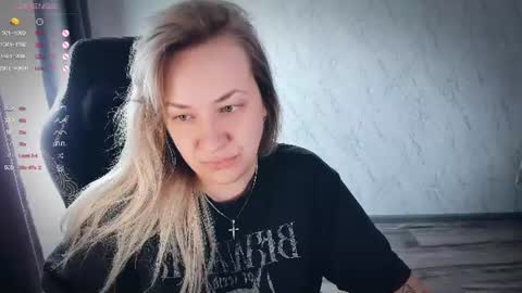 Snapshot of bellezza_ chatting on 06/15/26, 09:55 Your Annabelle Wolf online show from 06/15/26, 09:55