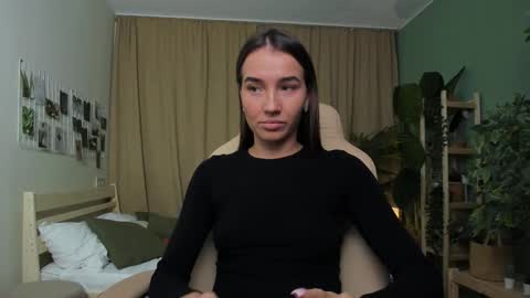 Bella online show from 12/02/25, 03:07