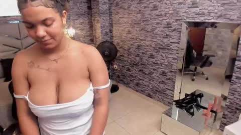 Belly online show from 11/08/25, 04:18