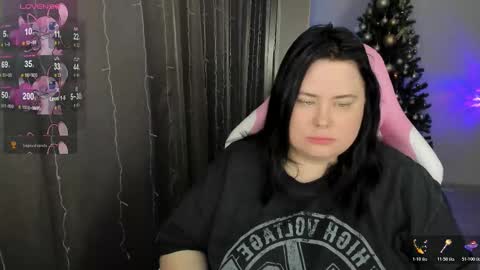 LinaBoo online show from 01/11/26, 04:39