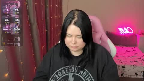 LinaBoo online show from 02/03/26, 06:22