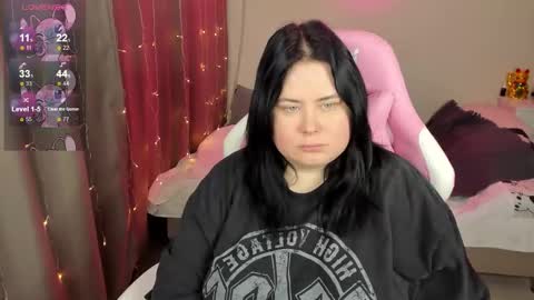 LinaBoo online show from 02/26/26, 06:45