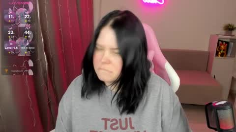 LinaBoo online show from 04/04/26, 05:06