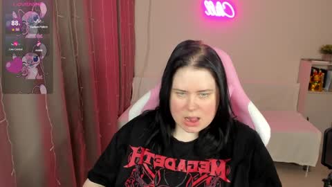 LinaBoo online show from 04/11/26, 07:02