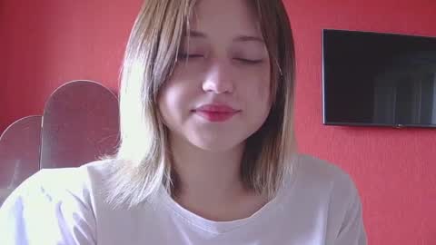 Snapshot of belovedmary chatting on 05/10/26, 06:18 belovedmary online show from 05/10/26, 06:18