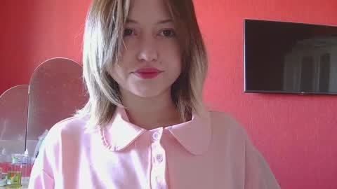 Snapshot of belovedmary chatting on 05/11/26, 06:19 belovedmary online show from 05/11/26, 06:19