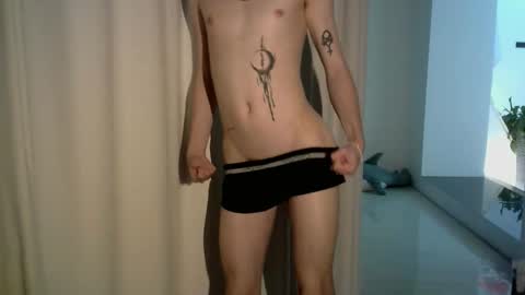 Snapshot of belyaxx chatting on 05/19/26, 08:48 PrettyBoy online show from 05/19/26, 08:48