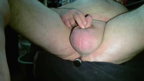 Snapshot of benawhile chatting on 12/18/25, 09:04 benawhile online show from 12/18/25, 09:04