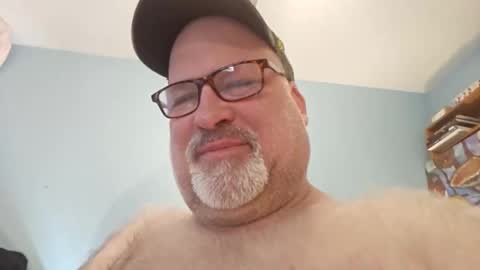 Snapshot of bendavewill chatting on 03/28/26, 12:16 Bendavewill online show from 03/28/26, 12:16
