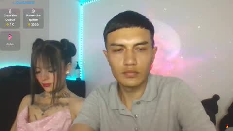 Tiffany and Bengie online show from 11/25/25, 11:05