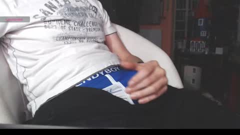 benijamin online show from 12/14/25, 10:25