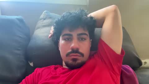 benito864 online show from 10/19/25, 04:07