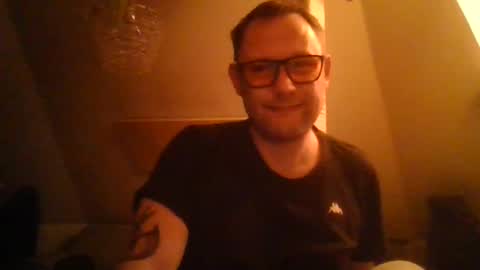 benizio online show from 02/12/25, 02:24