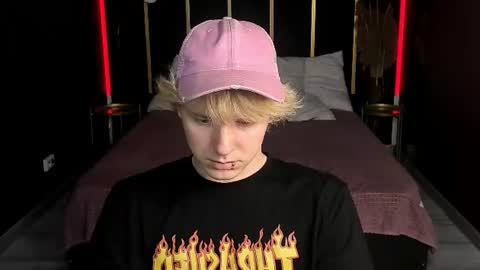 Benjamin online show from 08/05/26, 03:59