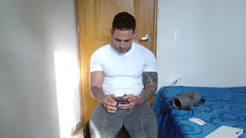 benjamin_isaac online show from 01/04/25, 08:48