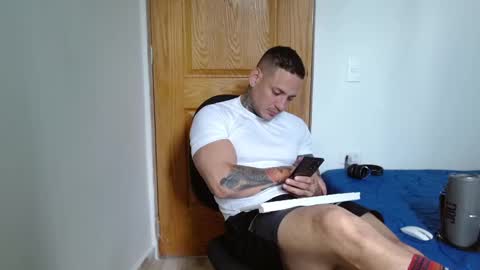 benjamin_isaac online show from 02/24/25, 03:42