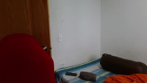 benjamin_isaac online show from 10/31/25, 12:06