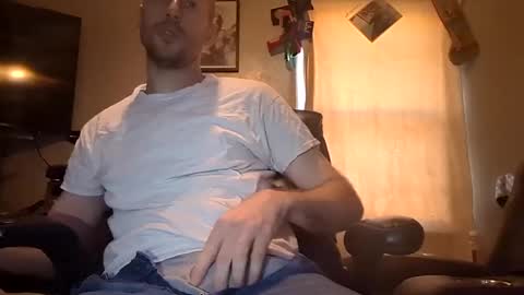 Snapshot of benjammin11311 chatting on 01/14/25, 08:37 Benjammin online show from 01/14/25, 08:37