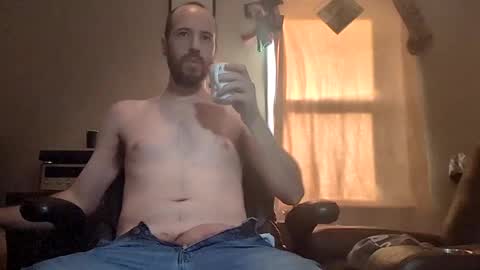 Snapshot of benjammin11311 chatting on 02/10/25, 02:48 Benjammin online show from 02/10/25, 02:48