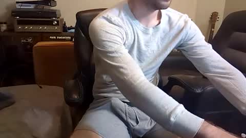 Snapshot of benjammin11311 chatting on 10/23/25, 09:30 Benjammin online show from 10/23/25, 09:30