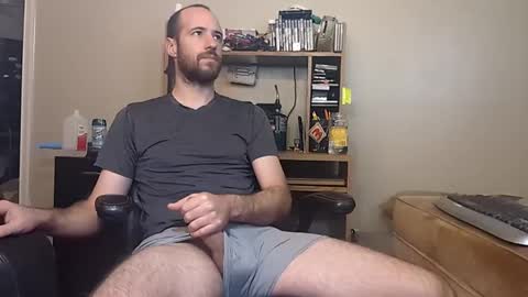 Snapshot of benjammin11311 chatting on 11/14/25, 02:16 Benjammin online show from 11/14/25, 02:16